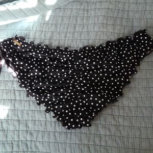 Polka dot VS bikini bottom